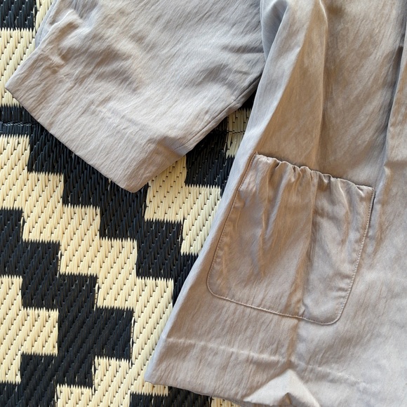 Simply Vera Vera Wang Women’s Sz M Taupe Blazer - Picture 3 of 4